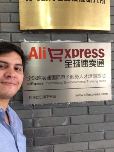 18579323_10155335157163033_118554460_n